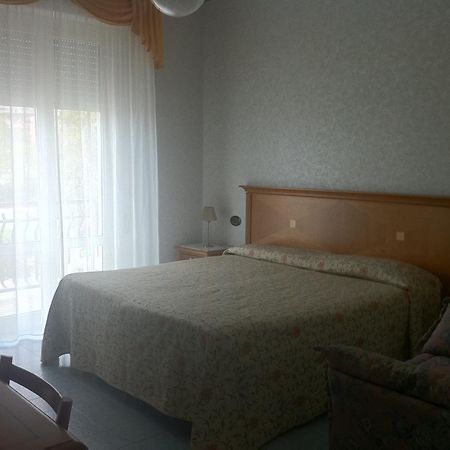 Hotel Lido Дейва Марина Екстериор снимка
