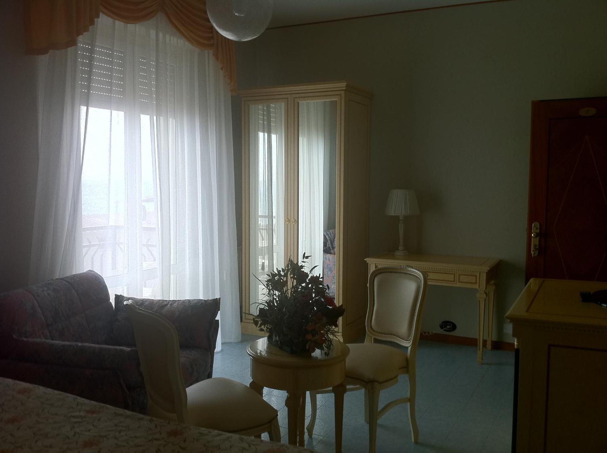 Hotel Lido Дейва Марина Екстериор снимка