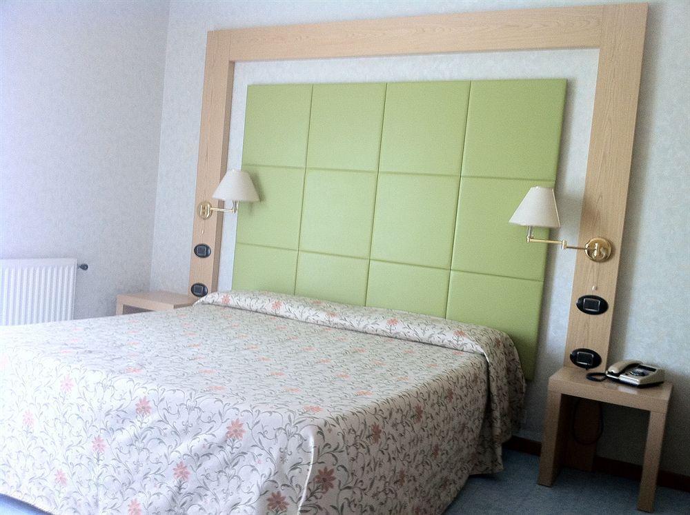 Hotel Lido Дейва Марина Екстериор снимка