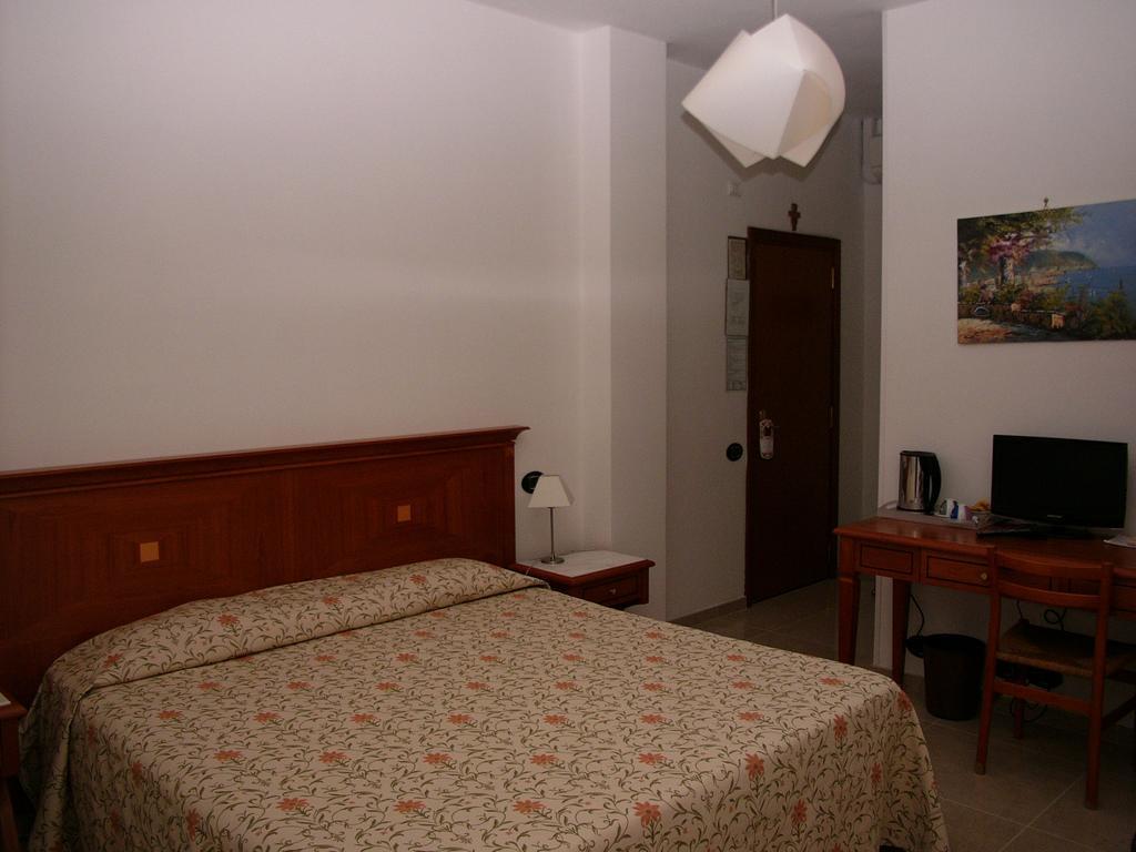 Hotel Lido Дейва Марина Екстериор снимка